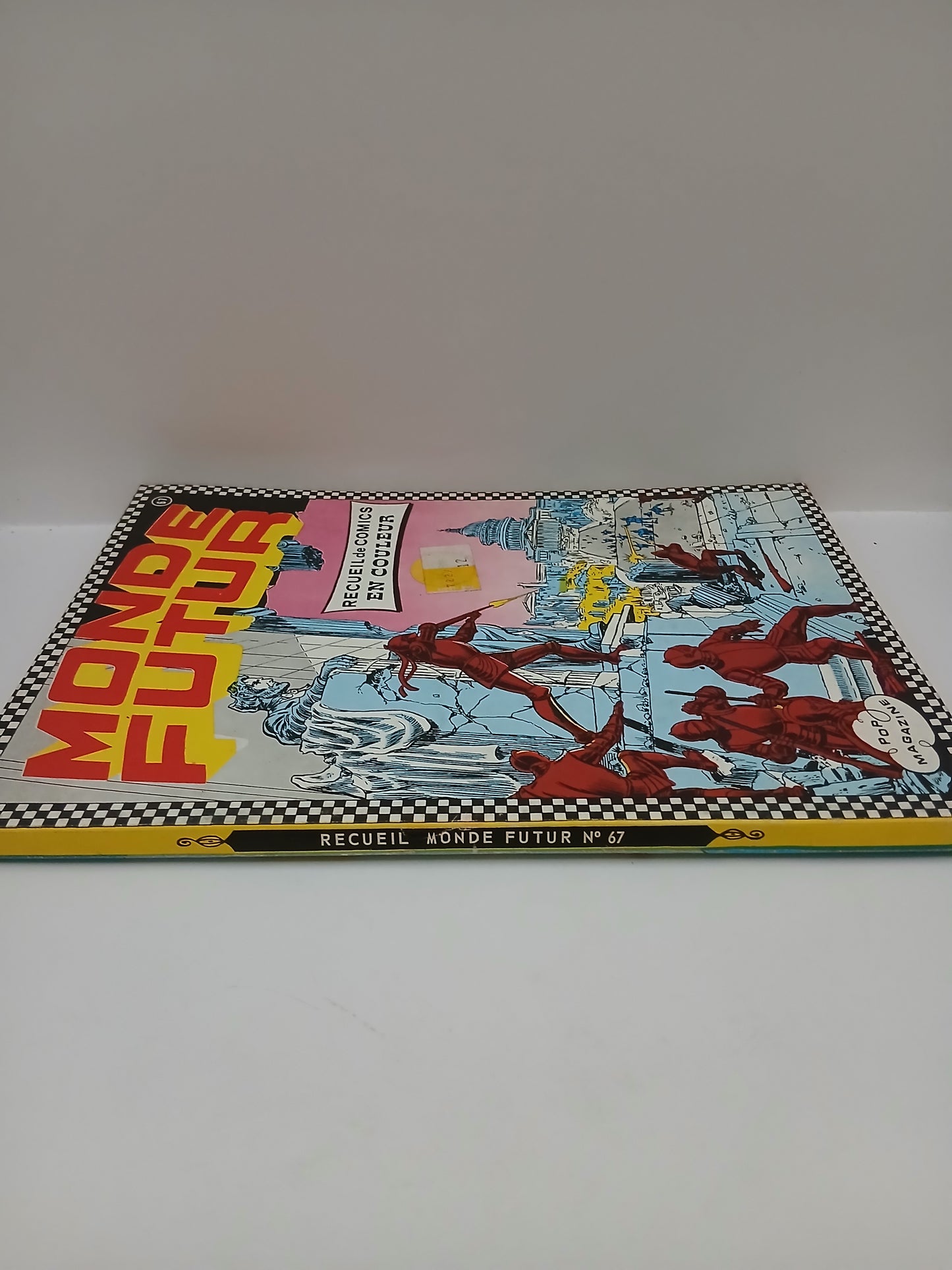 Comics Monde Futur Pop Magazine n°67
