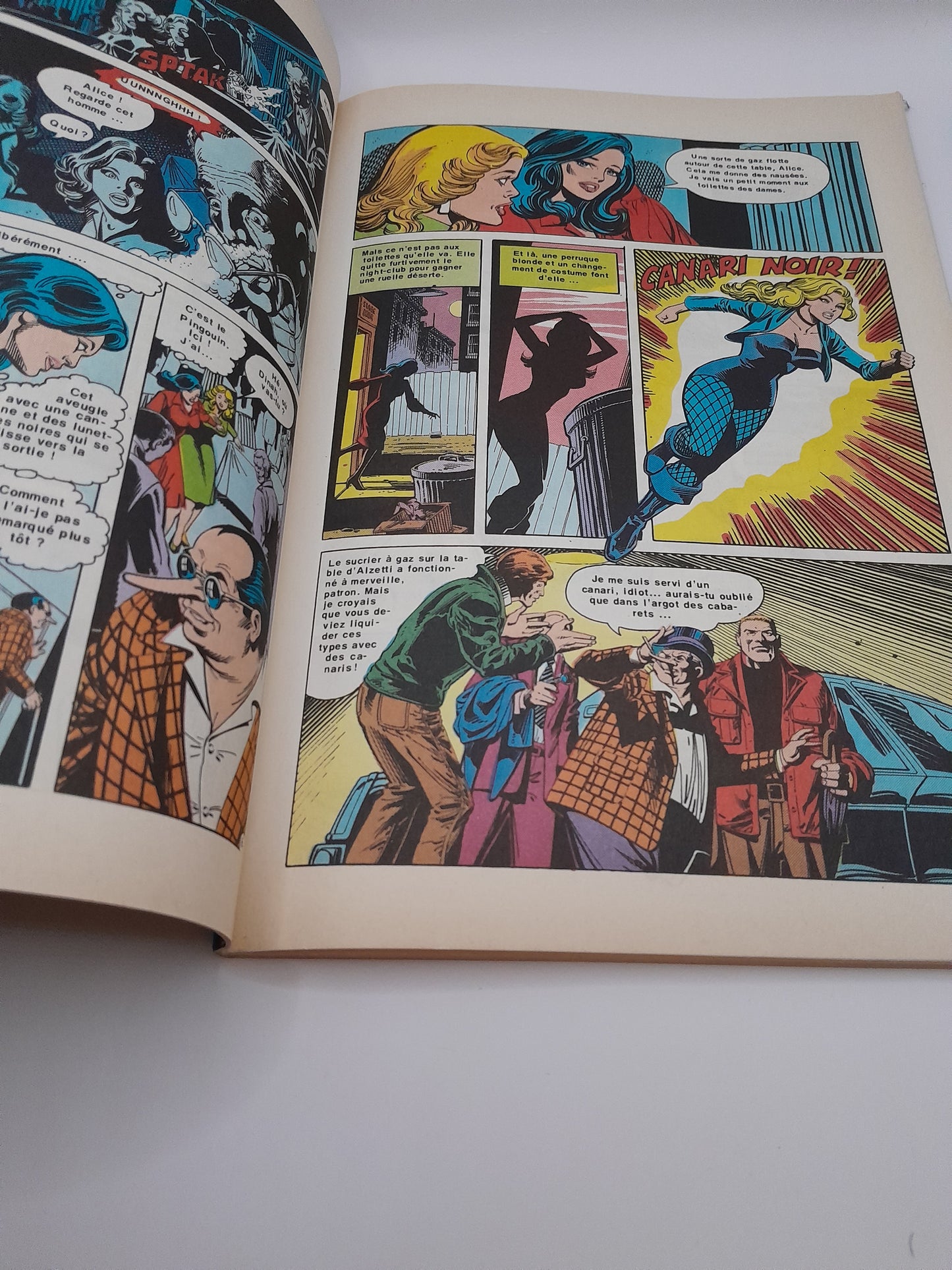 Comics "Les Géants des Super-Héros" Canari et Batman n°1 ,1980