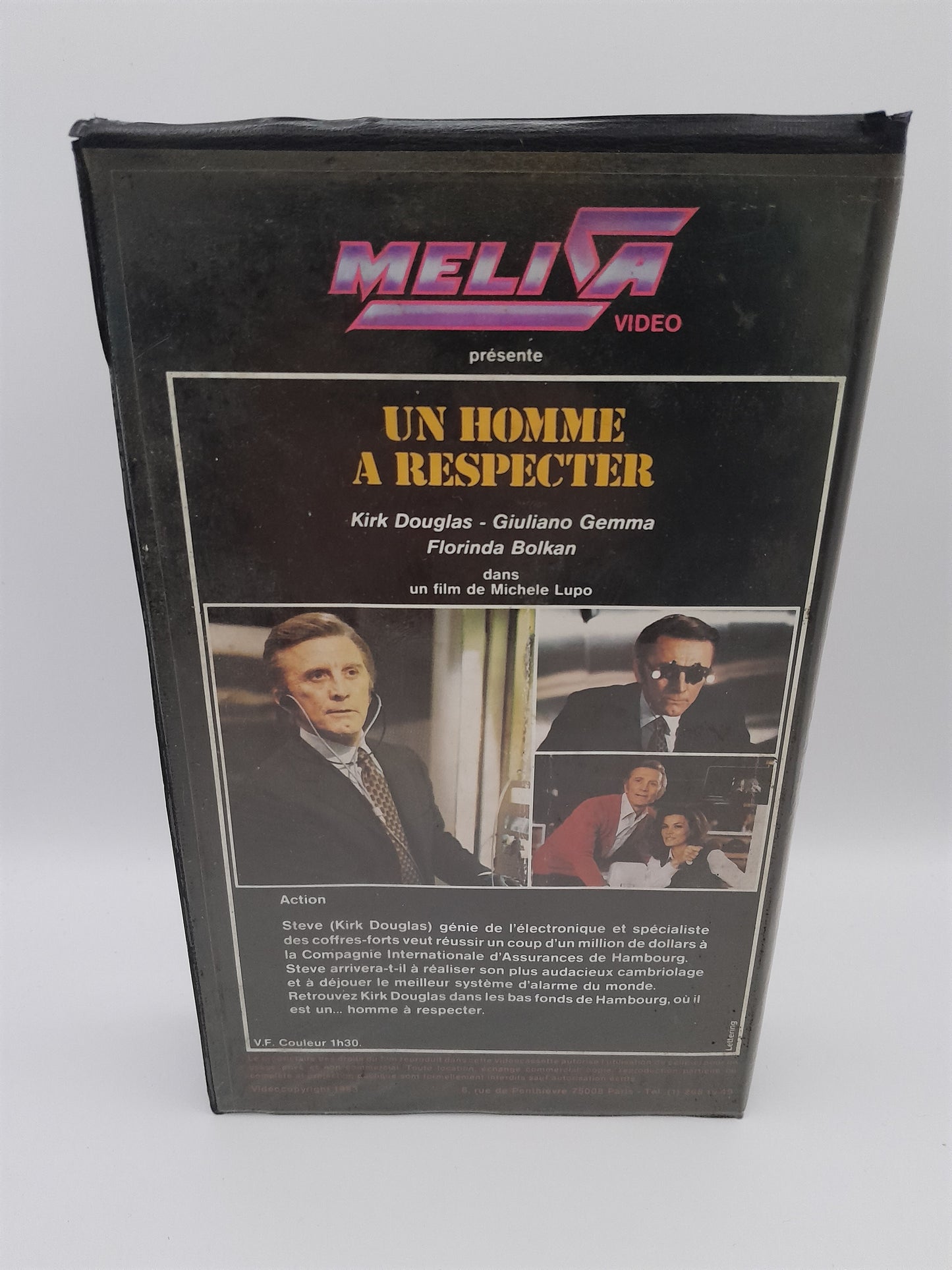 VHS : "Un Homme à Respecter" kirk douglas