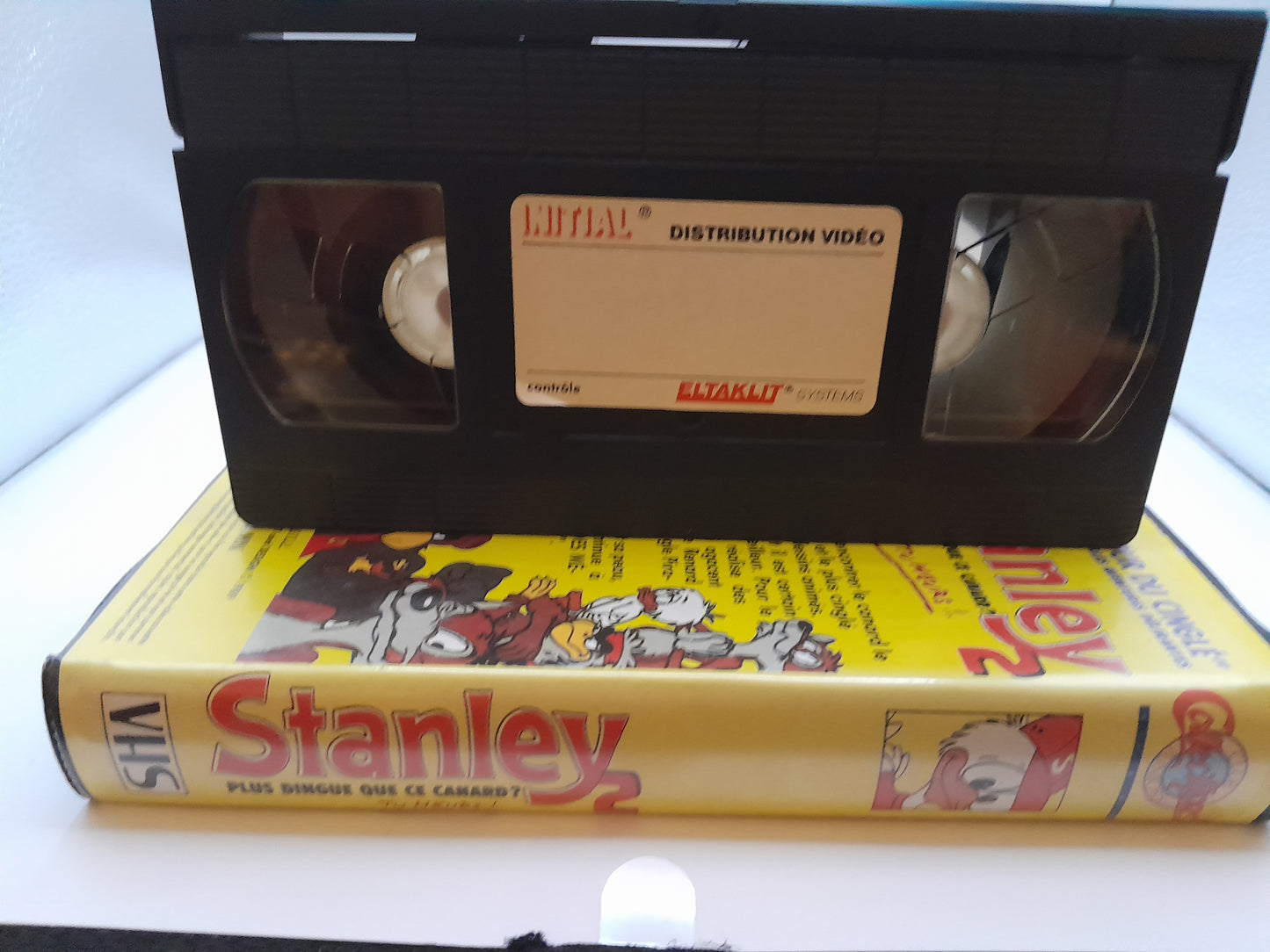 VHS ,Stanley 2 : Plus Dingue Que Ce Canard Tu Meurs