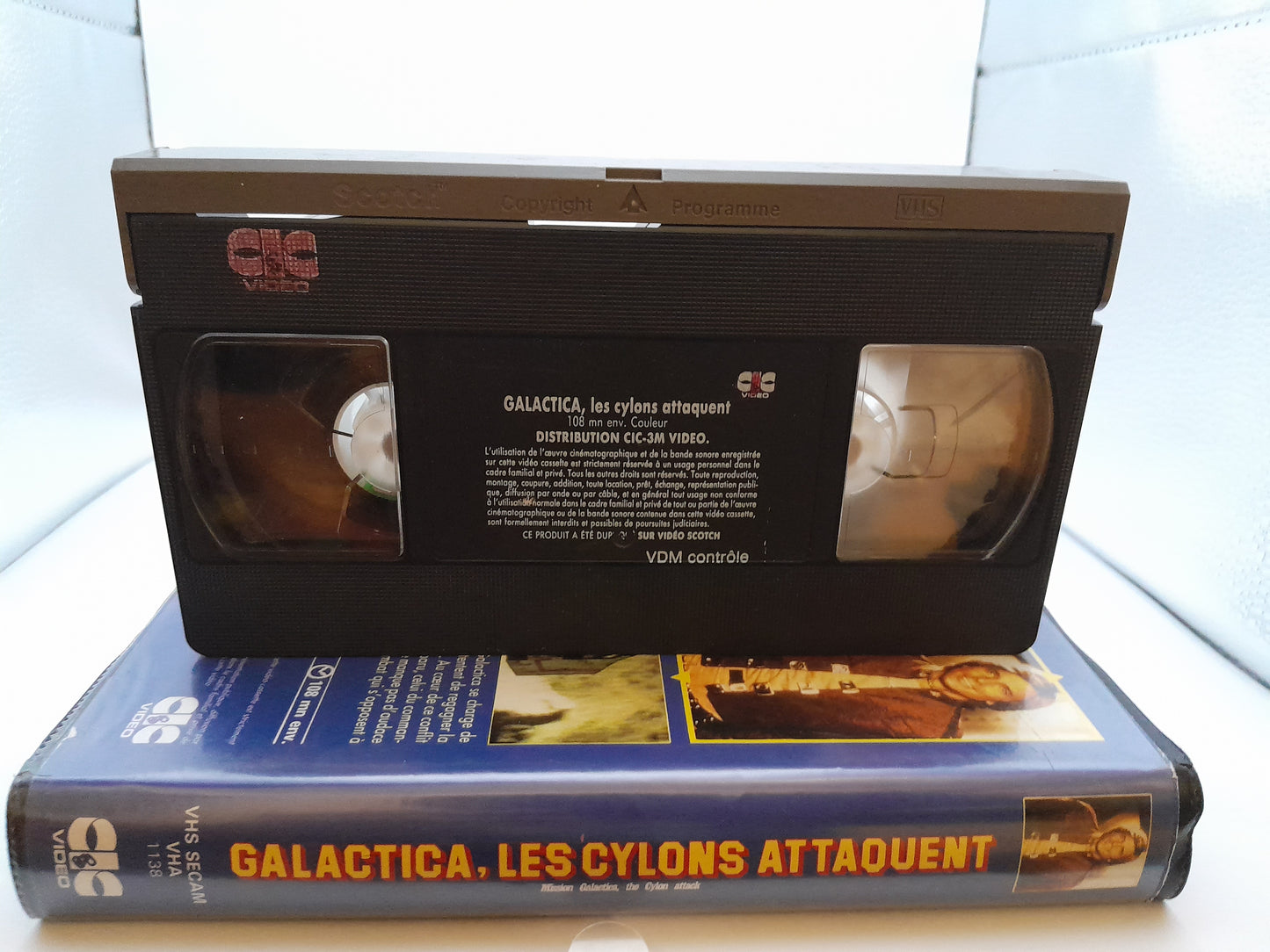 VHS : Galactica - Les Cyclons Attaquent (1980)