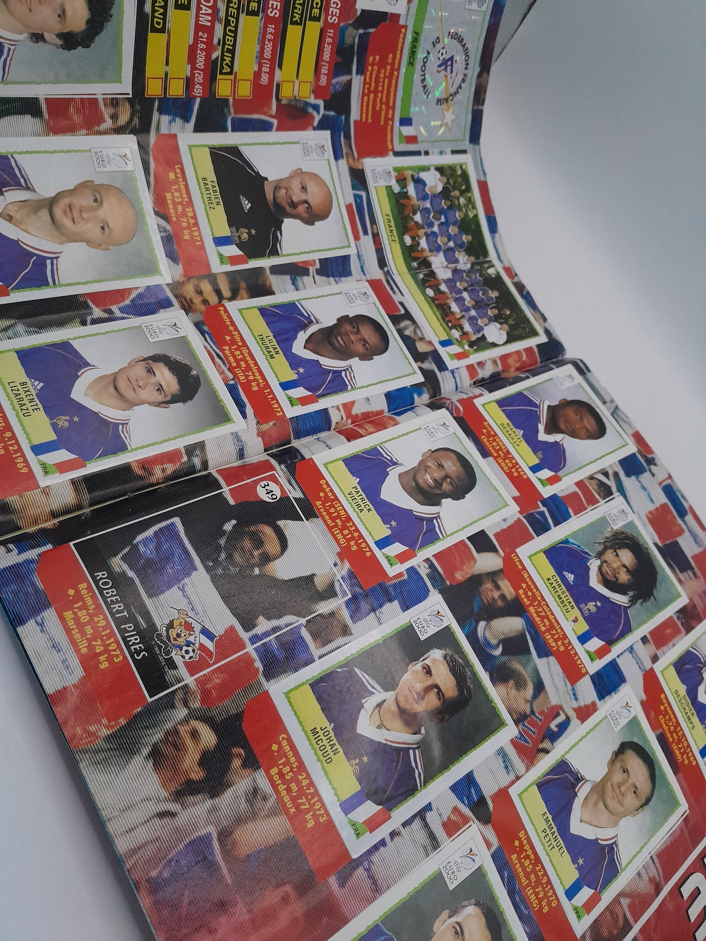 Album Panini UEFA Euro 2000 manque 39 images