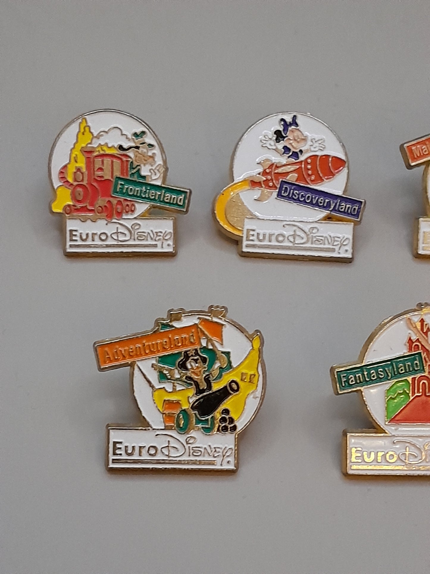 Lot de 5 Pin's Eurodisney
