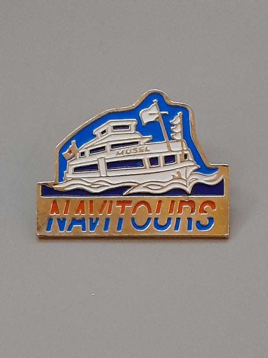 Pin's Navitours Moselles Remich Luxembourg