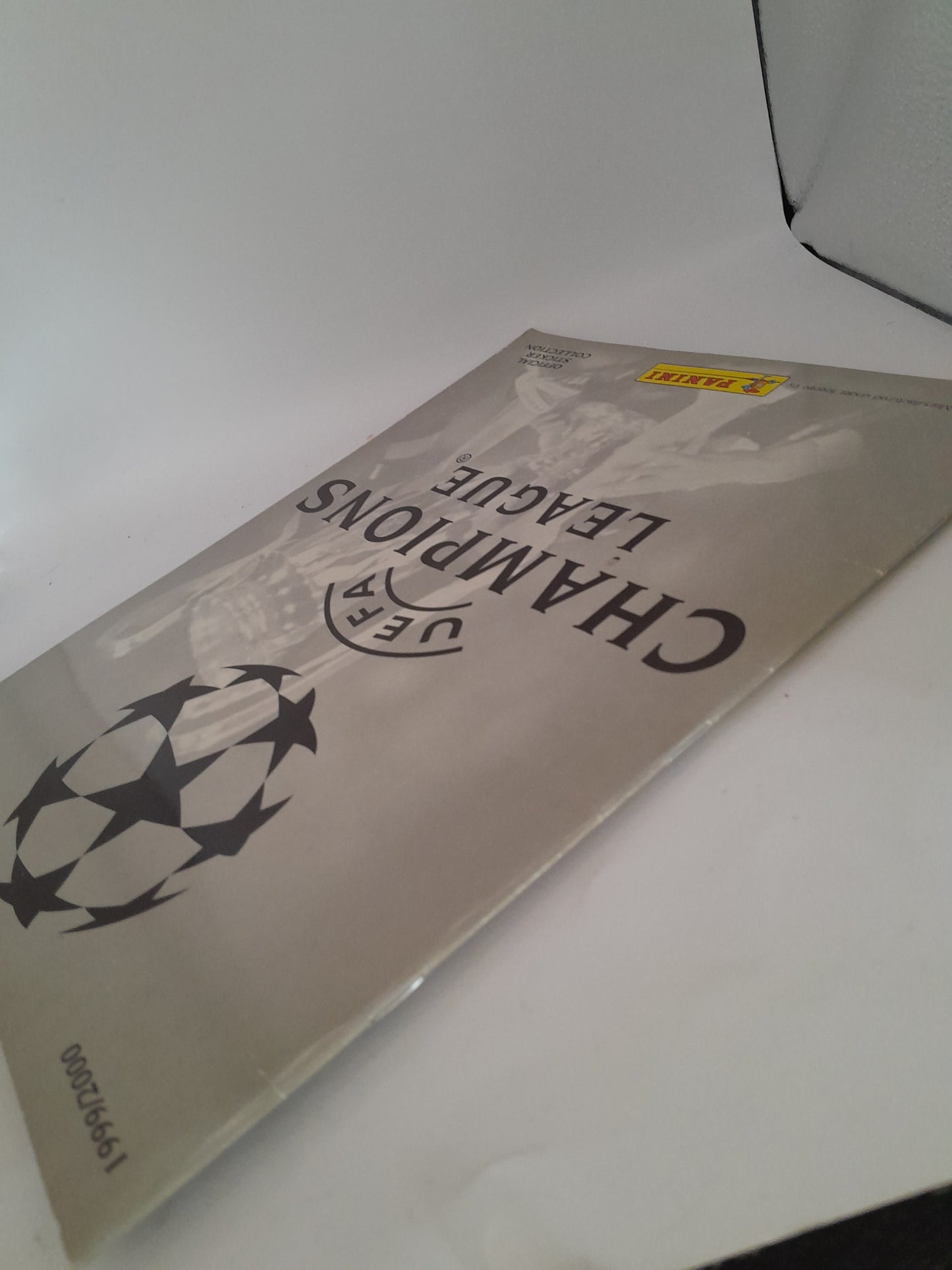 Album Panini UEFA Champions League manque 102 images bon de commande present