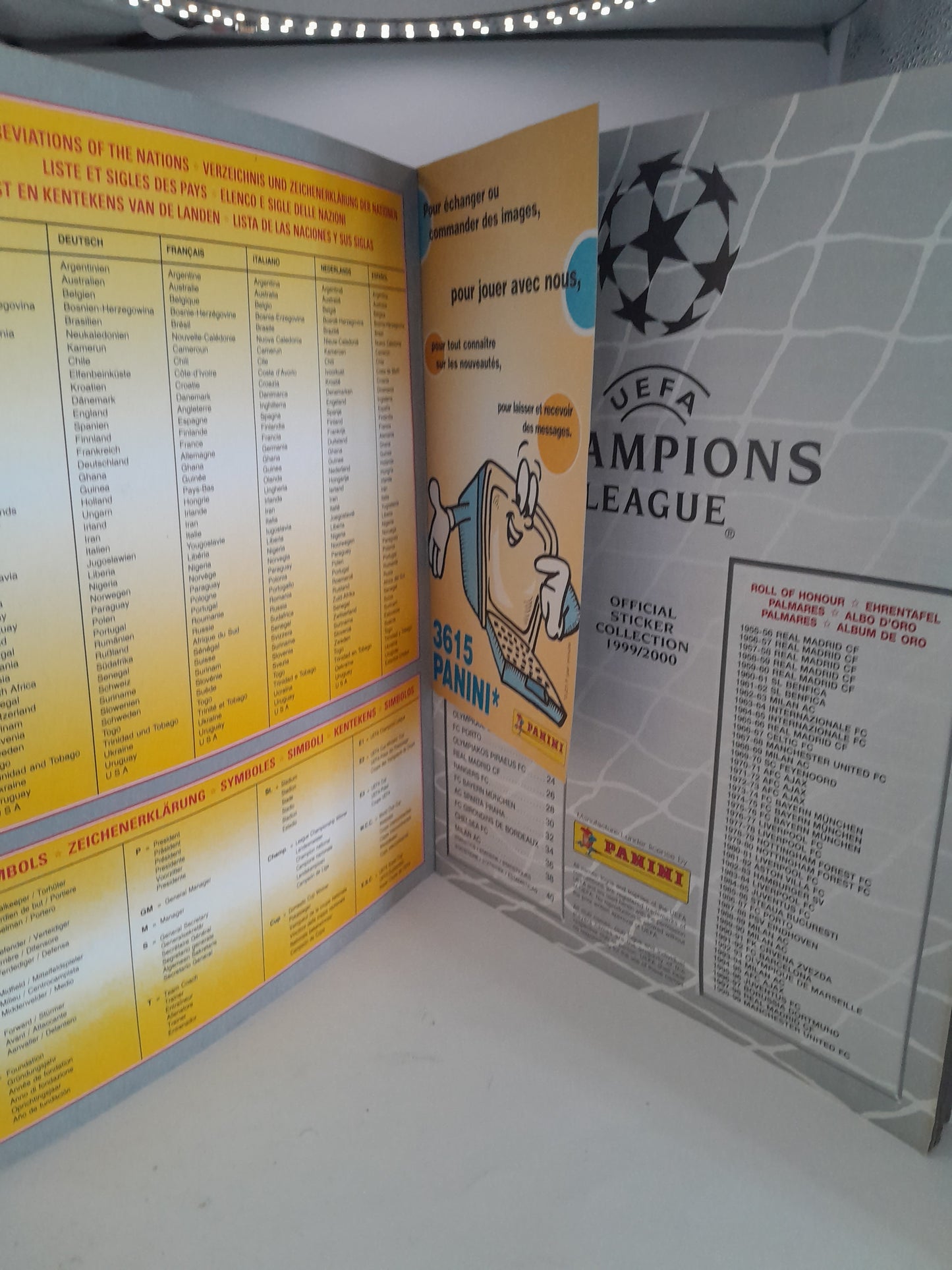 Album Panini UEFA Champions League manque 102 images bon de commande present