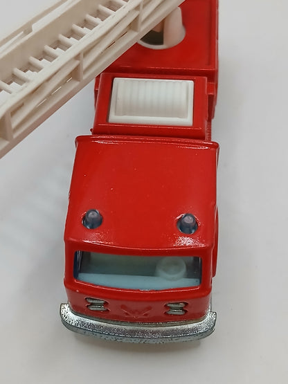 Véhicule Majorette Pompier ech 1/100 n°207
