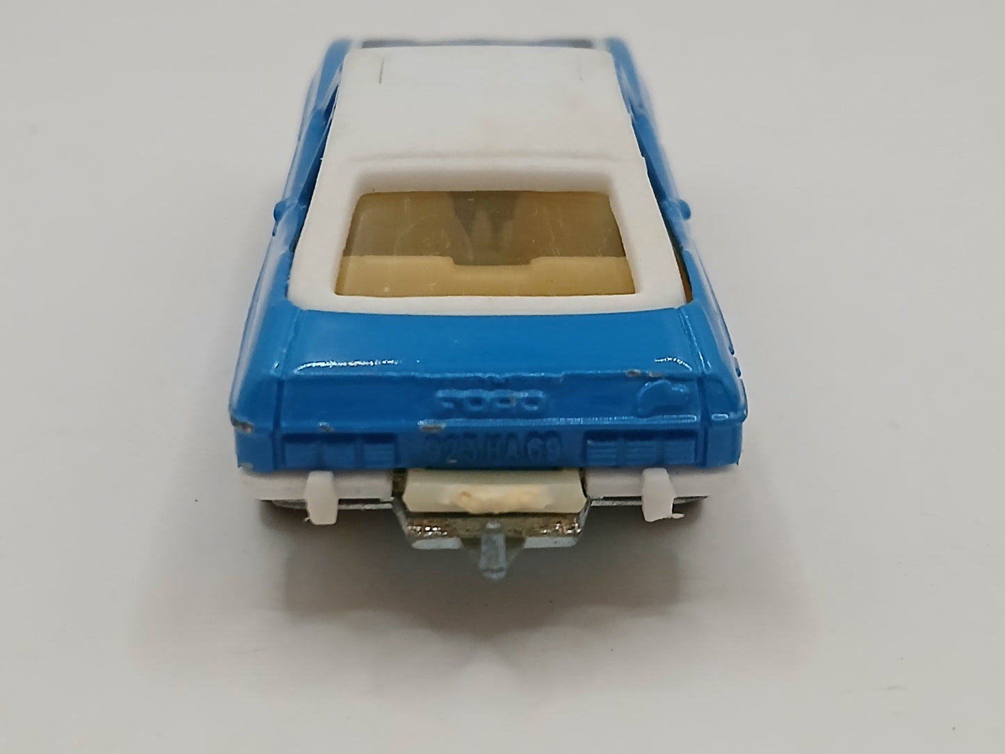Véhicule Majorette Ford Capri ech 1/60 n°251